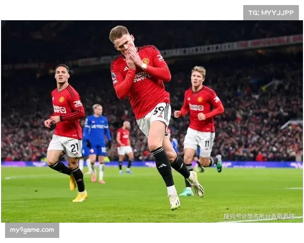 曼联年轻中卫组合面临考验 约罗搭档马丁内斯经验不足